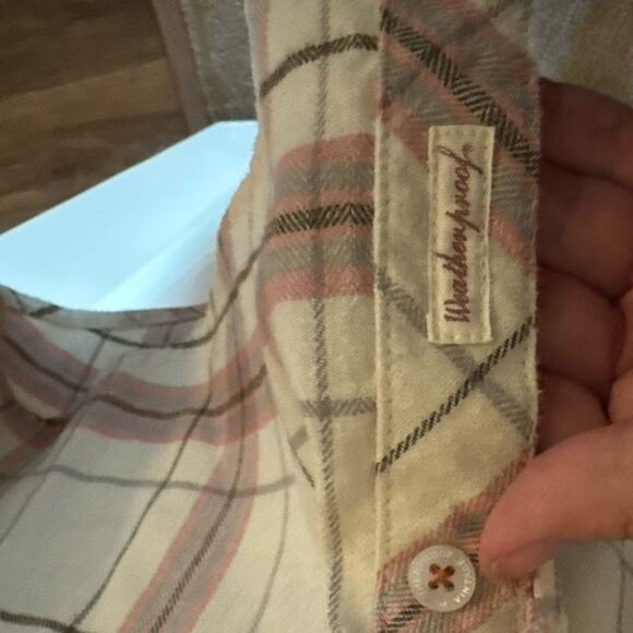 Weatherproof Vintage Women's Long Sleeve Button Down Flannel Shirt Pink, Size M - Picture 5 of 7